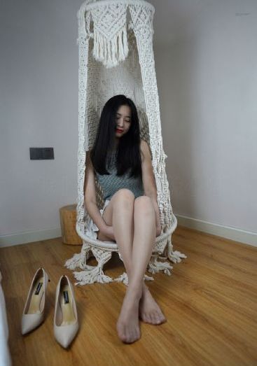 女人的战争之搬来的男人