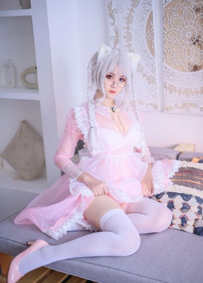 《偷窥女教师》未删减版在线观看