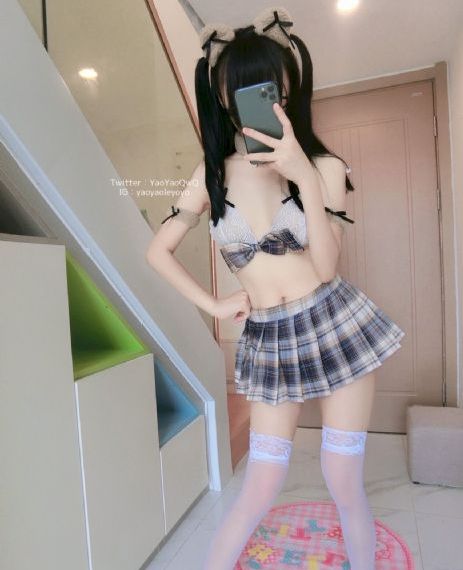 艳母动漫第一集
