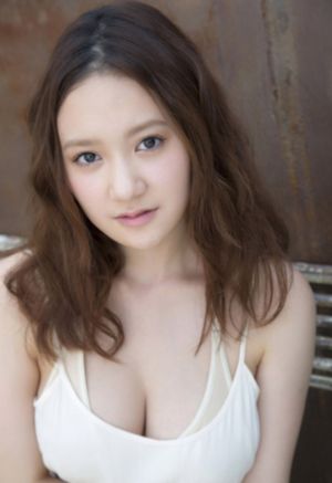 谁和她睡觉了