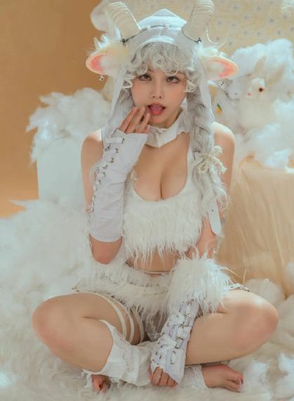电梯小姐在线观看