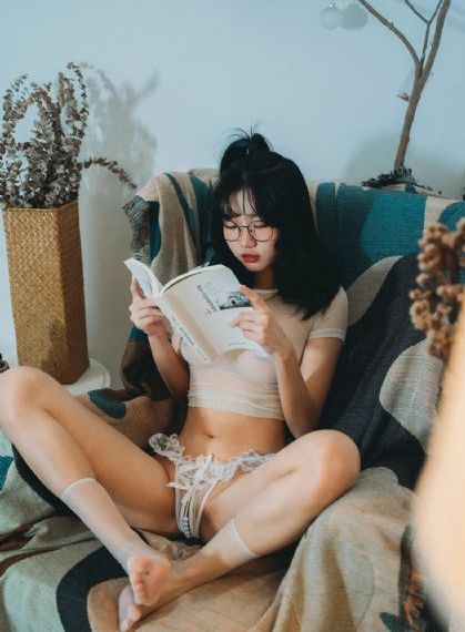 万般沉沦