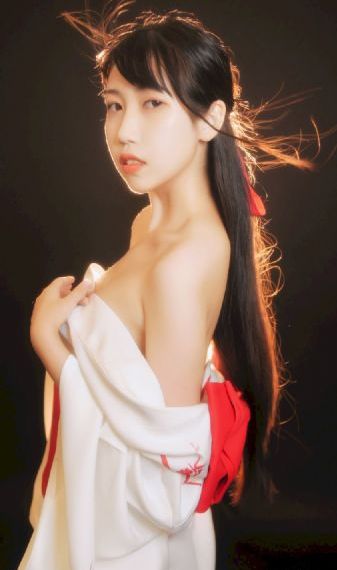秘书引诱上司av啪啪免费观看