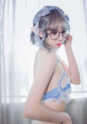 小青梅 江小绿